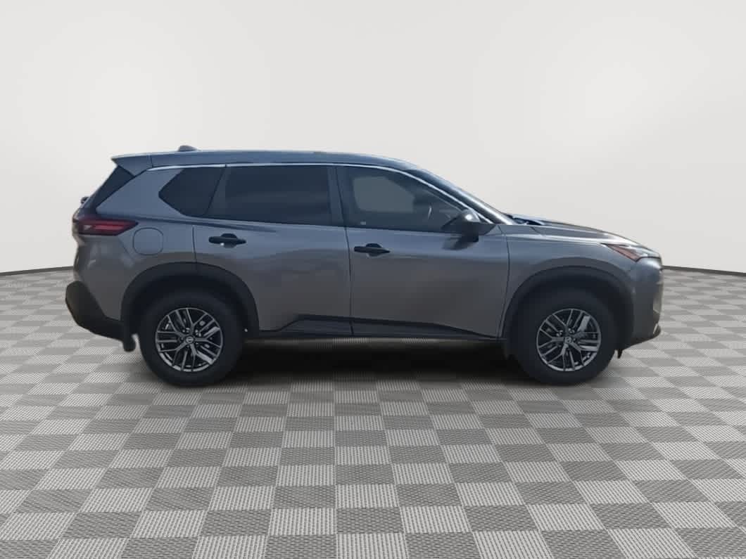 Thumbnail: 2021 Nissan Rogue - 9