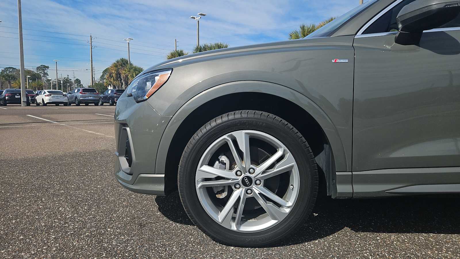 Thumbnail: 2022 Audi Q3 - 19