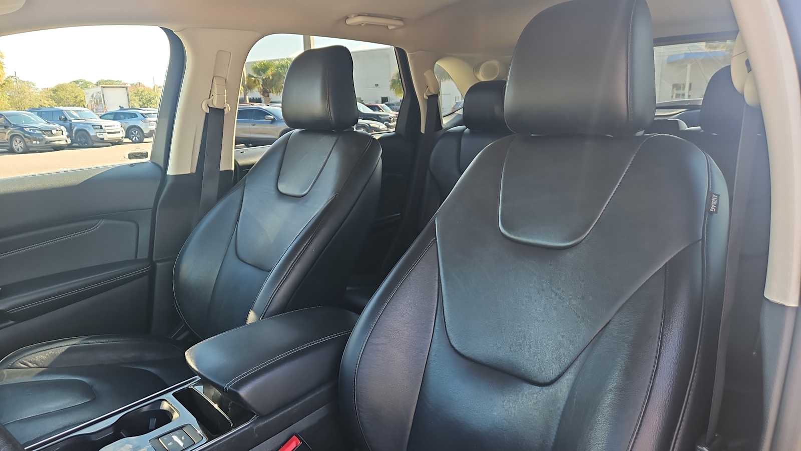 Thumbnail: 2020 Ford Edge - 13