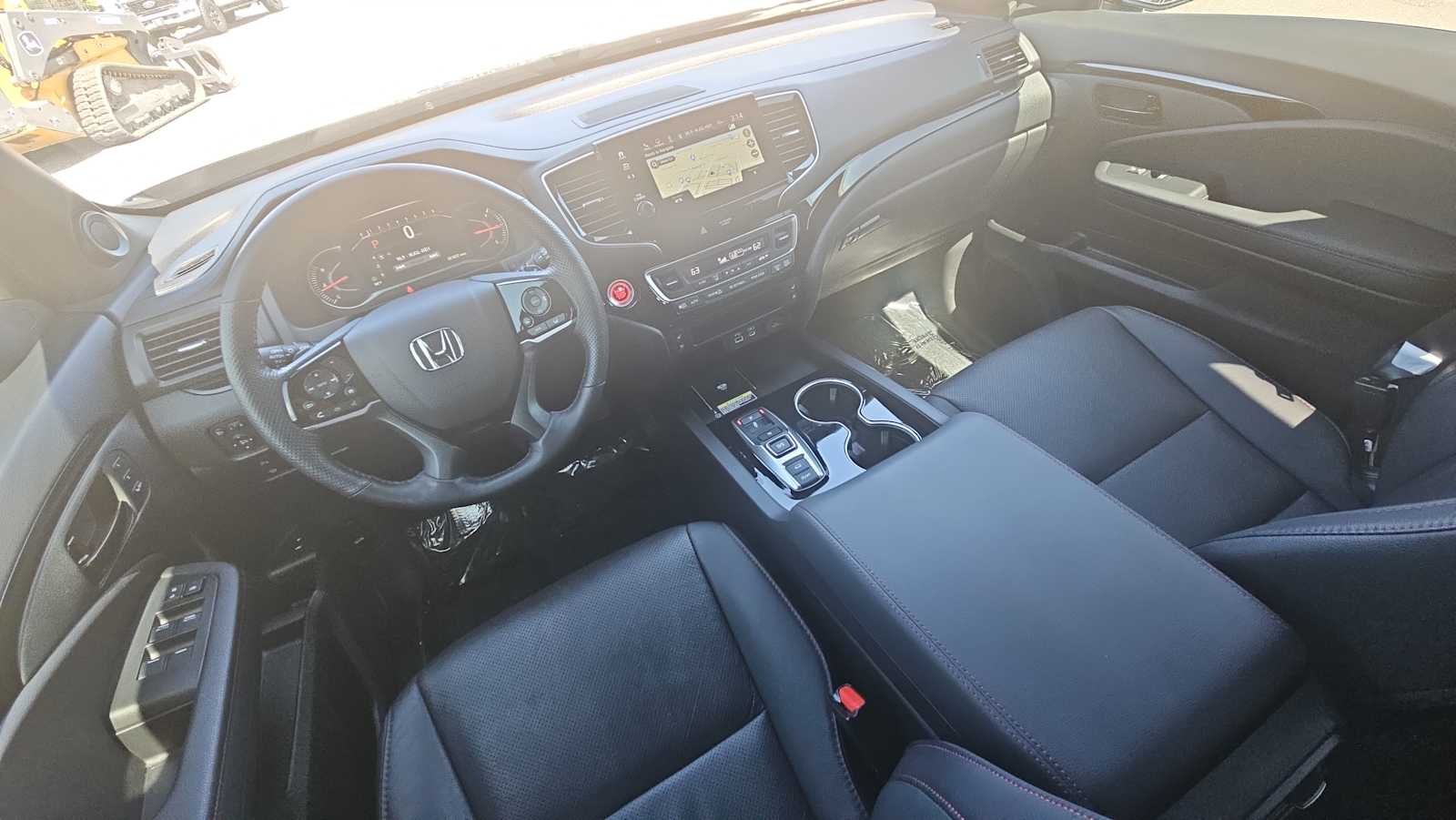 Thumbnail: 2025 Honda Passport - 23