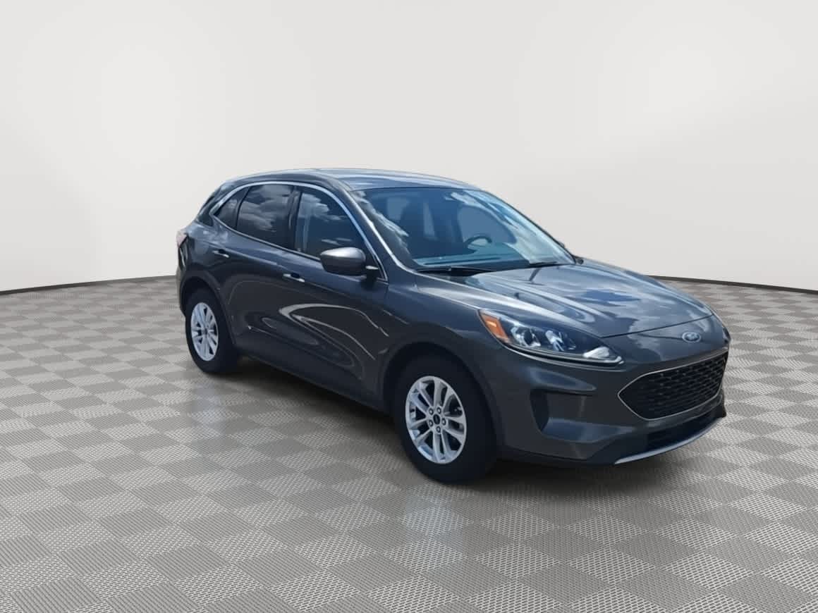 2020 Ford Escape SE 2