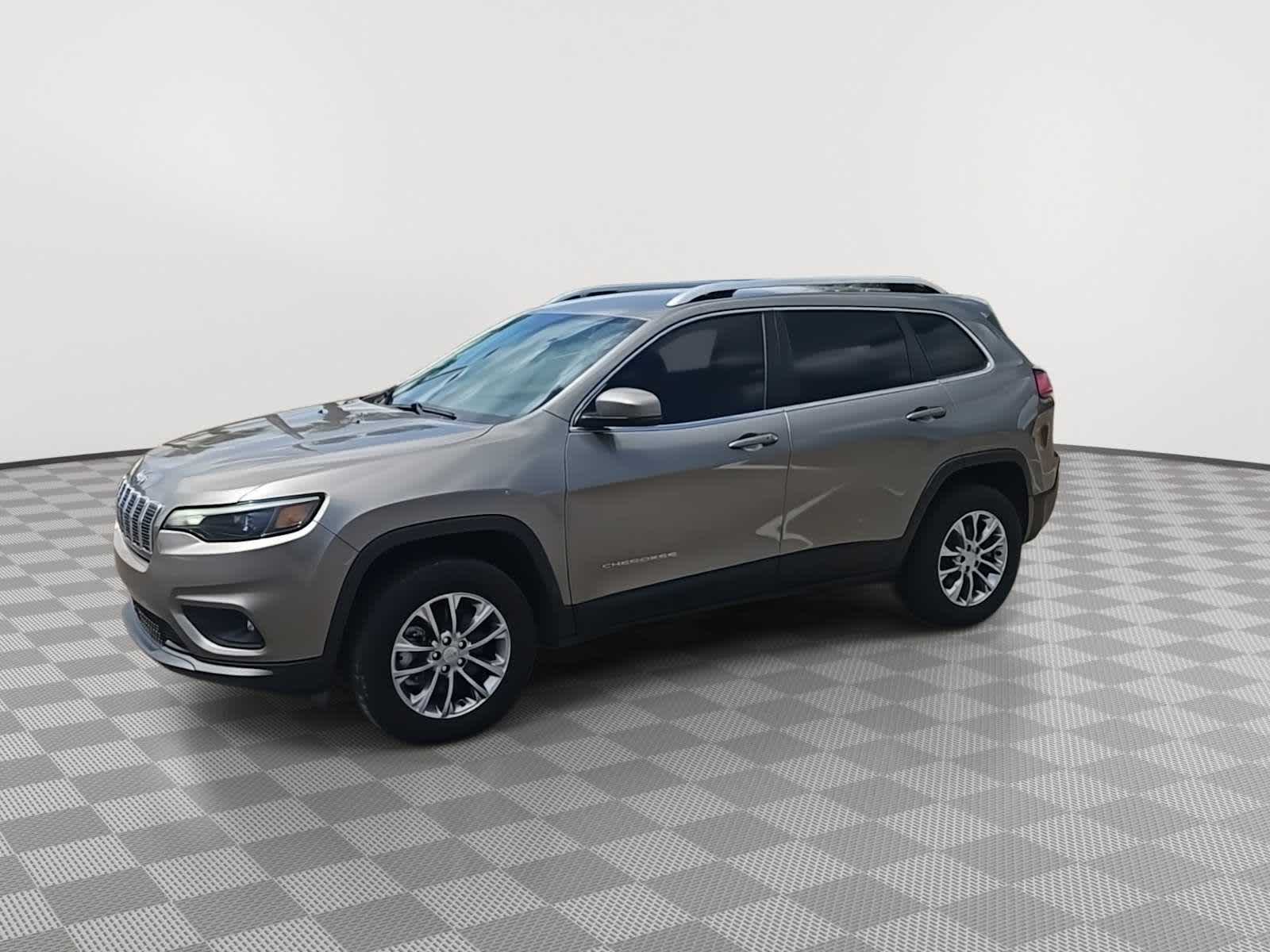 Thumbnail: 2021 Jeep Cherokee - 4