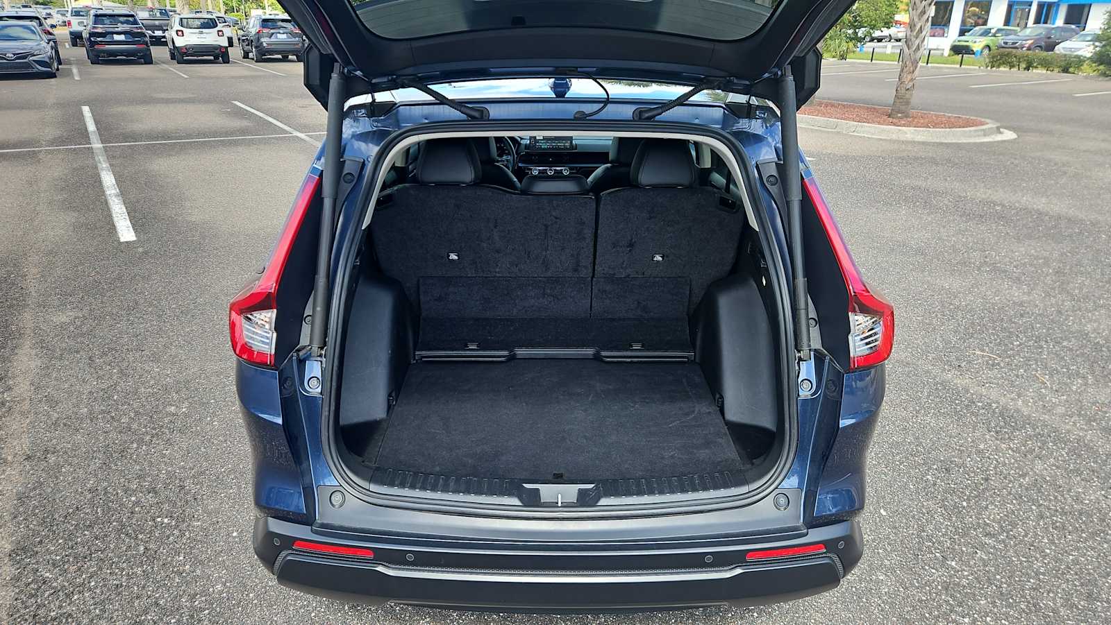 Thumbnail: 2024 Honda CR-V - 21