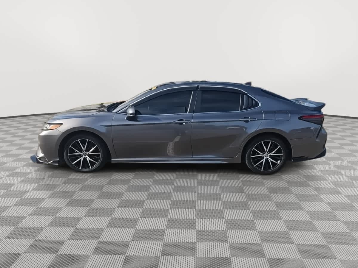 Thumbnail: 2020 Toyota Camry - 5