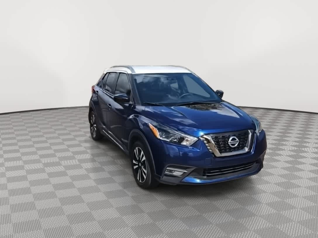 Thumbnail: 2019 Nissan Kicks - 2