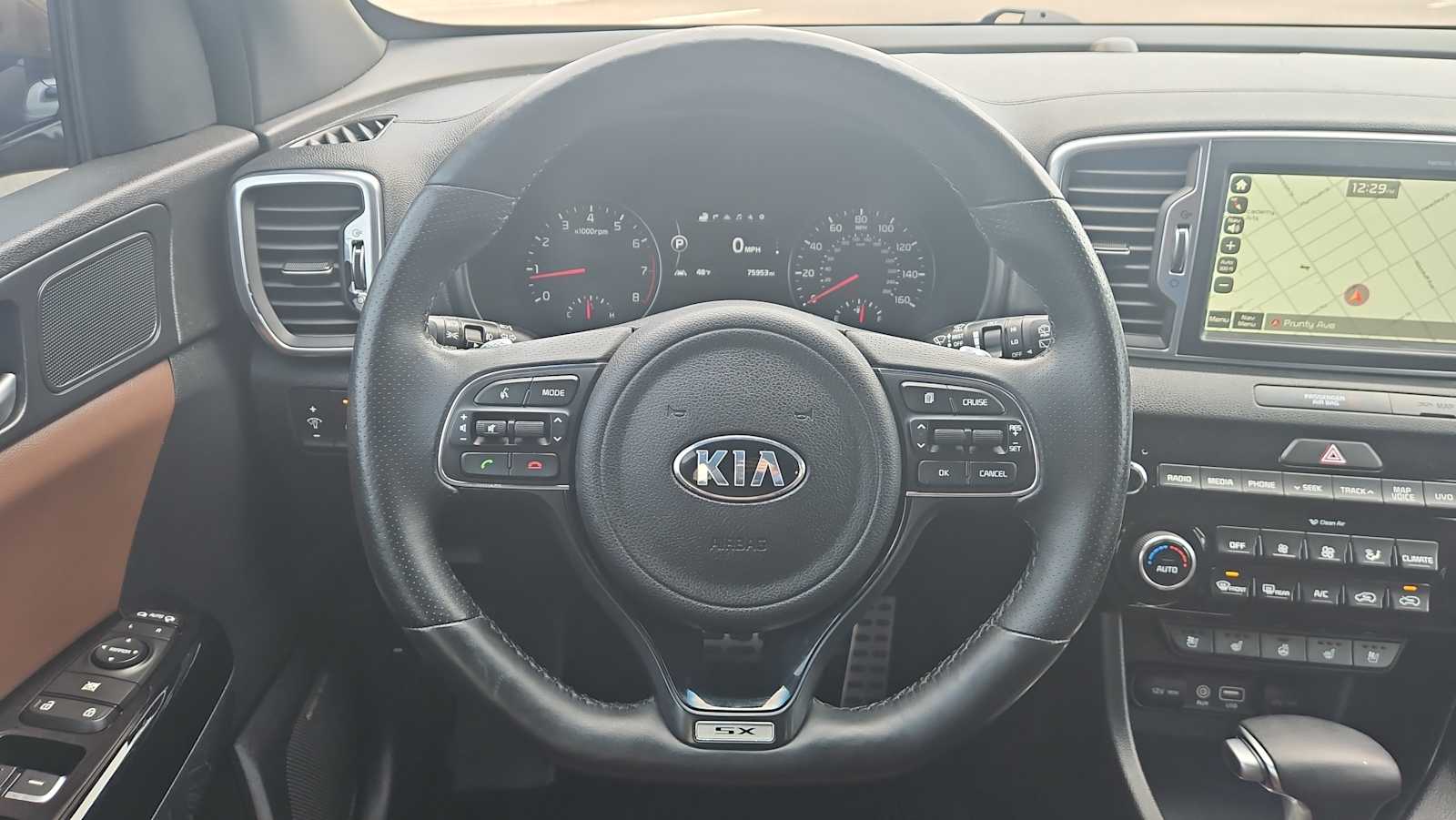 Thumbnail: 2017 Kia Sportage - 11