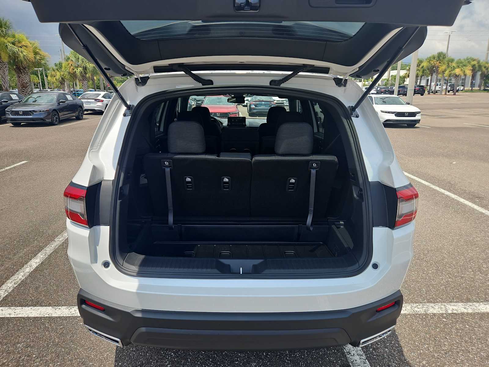 Thumbnail: 2025 Honda Pilot - 18