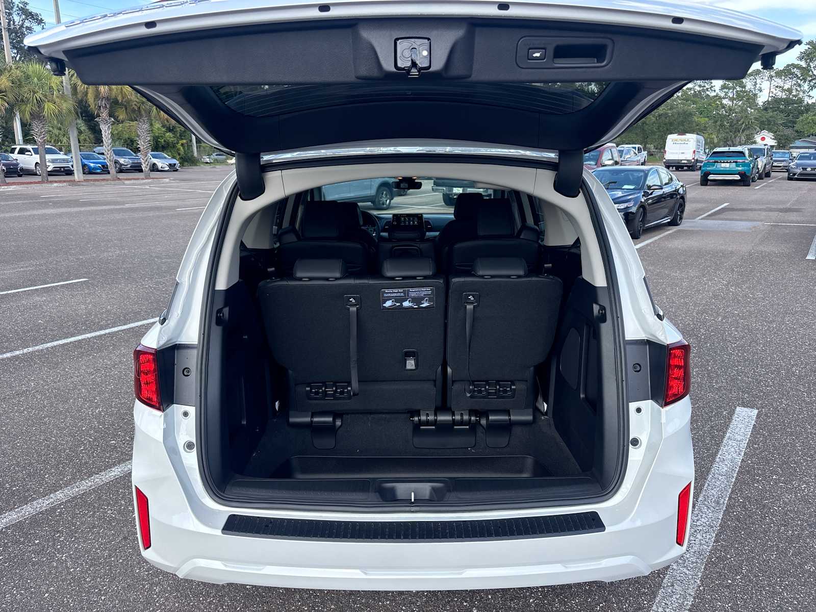 Thumbnail: 2026 Honda Odyssey - 20