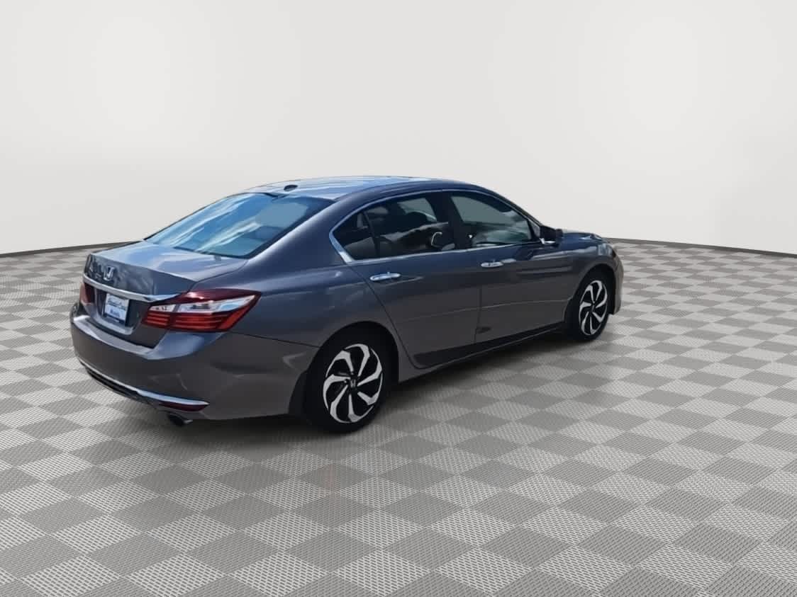 Thumbnail: 2016 Honda Accord - 8