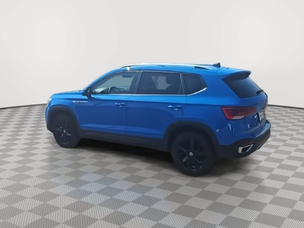 Thumbnail: 2022 Volkswagen Taos - 6