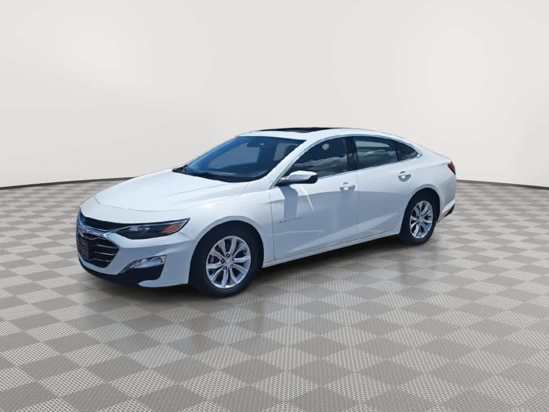 Thumbnail: 2022 Chevrolet Malibu - 4