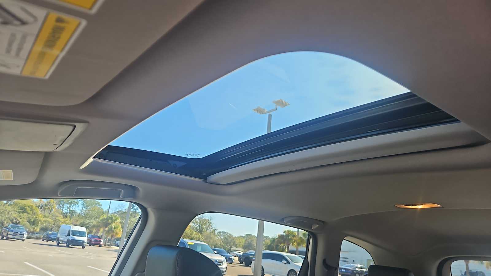 Thumbnail: 2022 Honda CR-V - 16