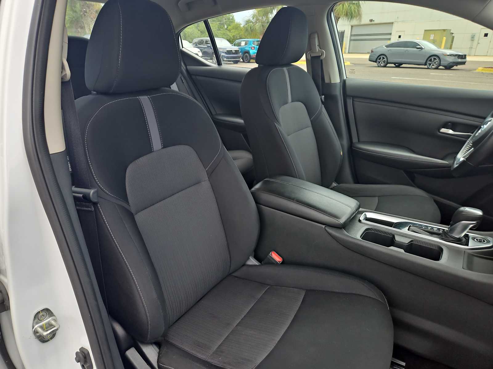 2022 Nissan Sentra SV 26
