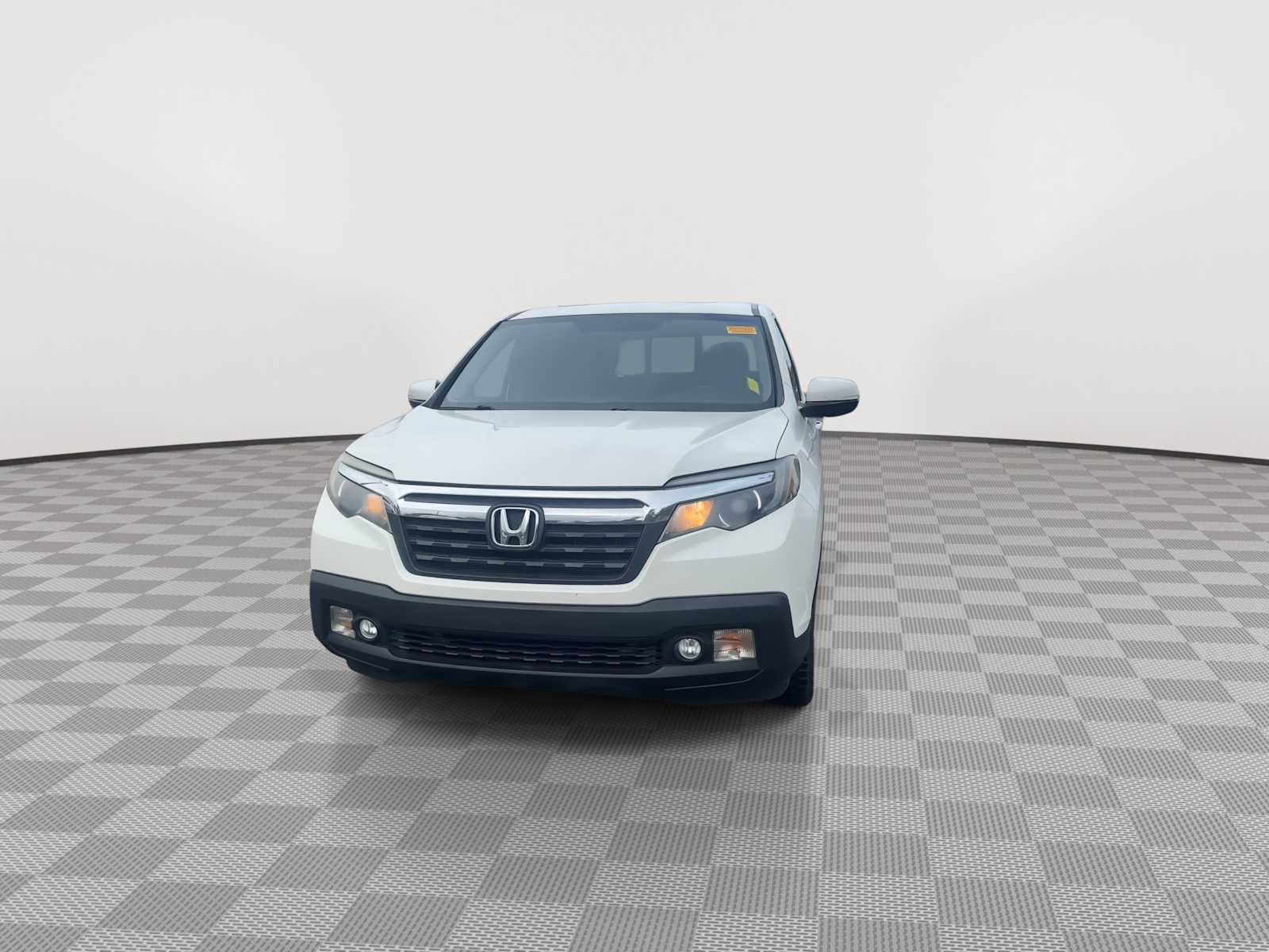 Thumbnail: 2019 Honda Ridgeline - 3