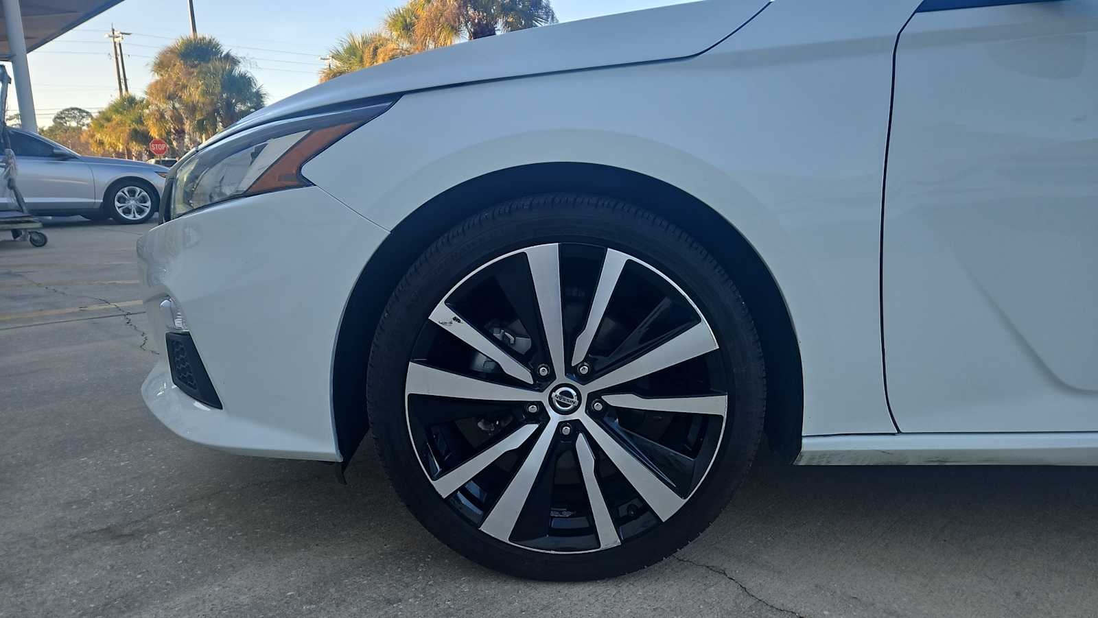 Thumbnail: 2022 Nissan Altima - 18