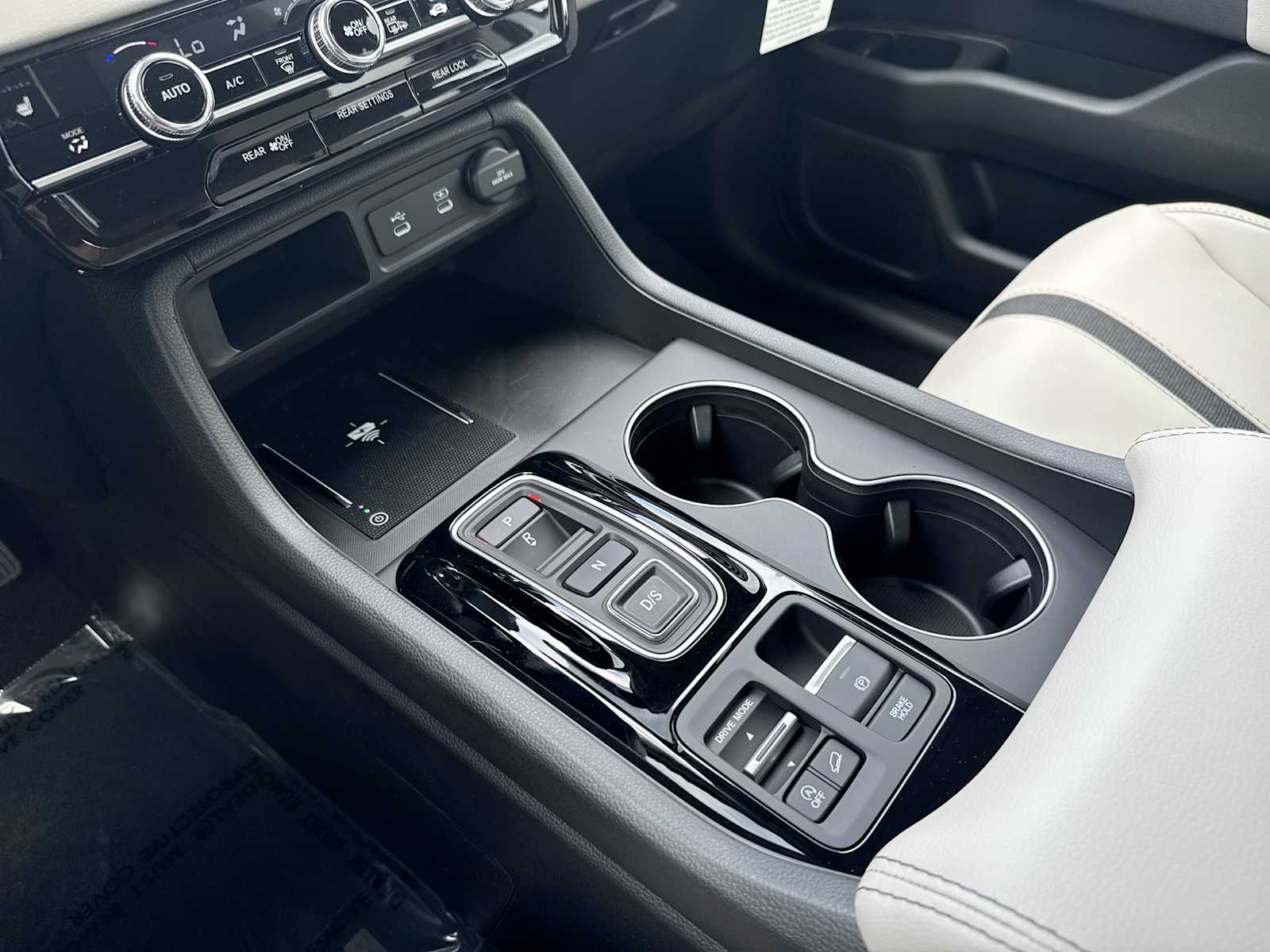 Thumbnail: 2026 Honda Pilot - 21