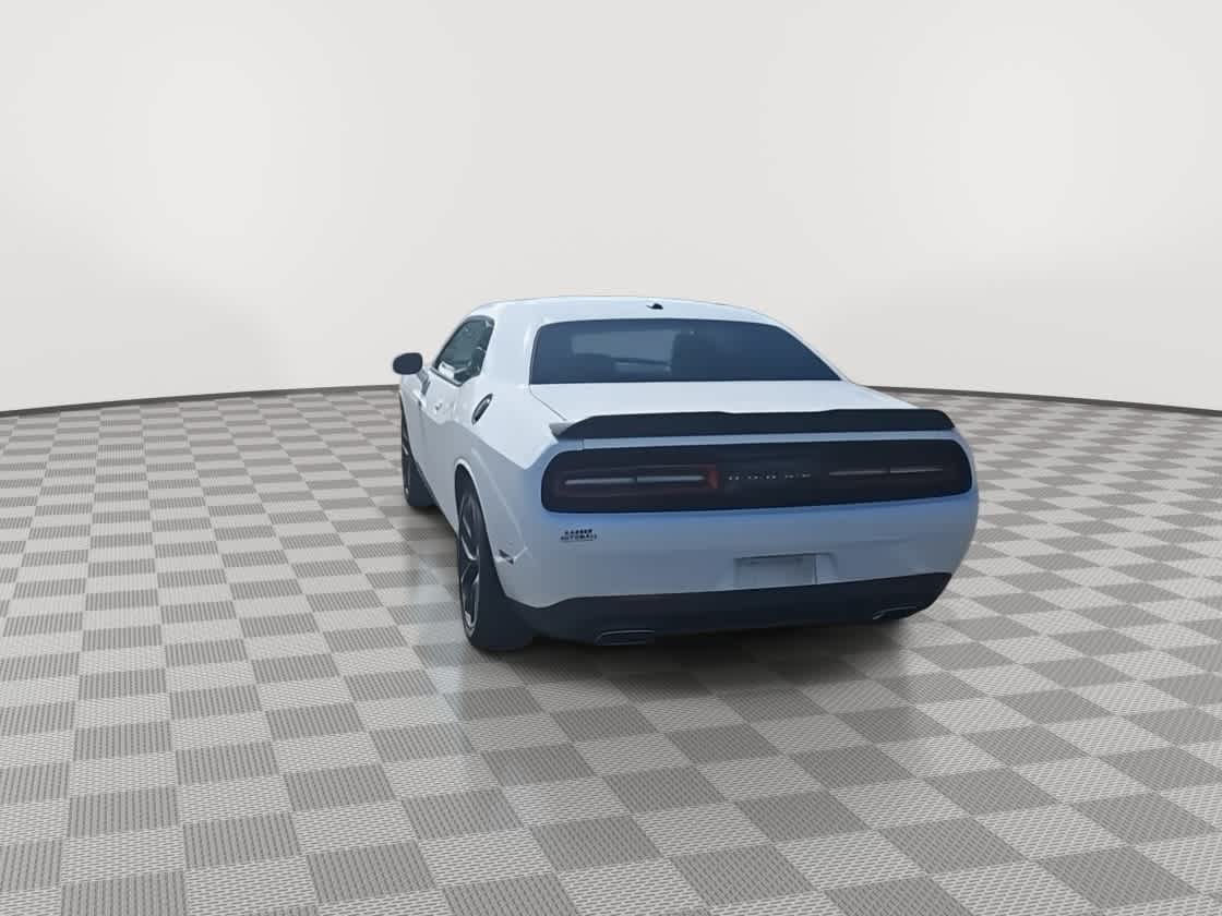 Thumbnail: 2019 Dodge Challenger - 7