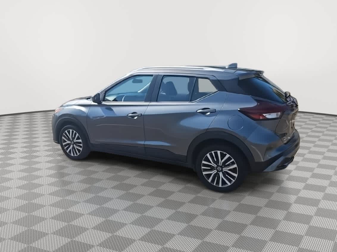 Thumbnail: 2021 Nissan Kicks - 6
