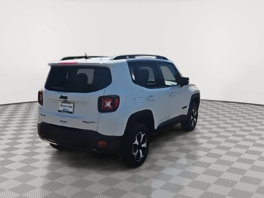 Thumbnail: 2020 Jeep Renegade - 8