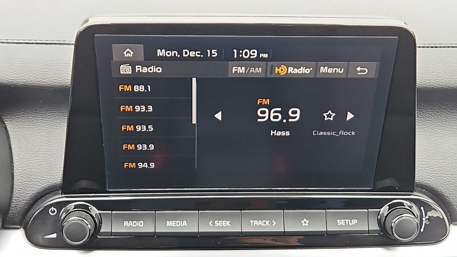 Thumbnail: 2023 Kia Forte - 12