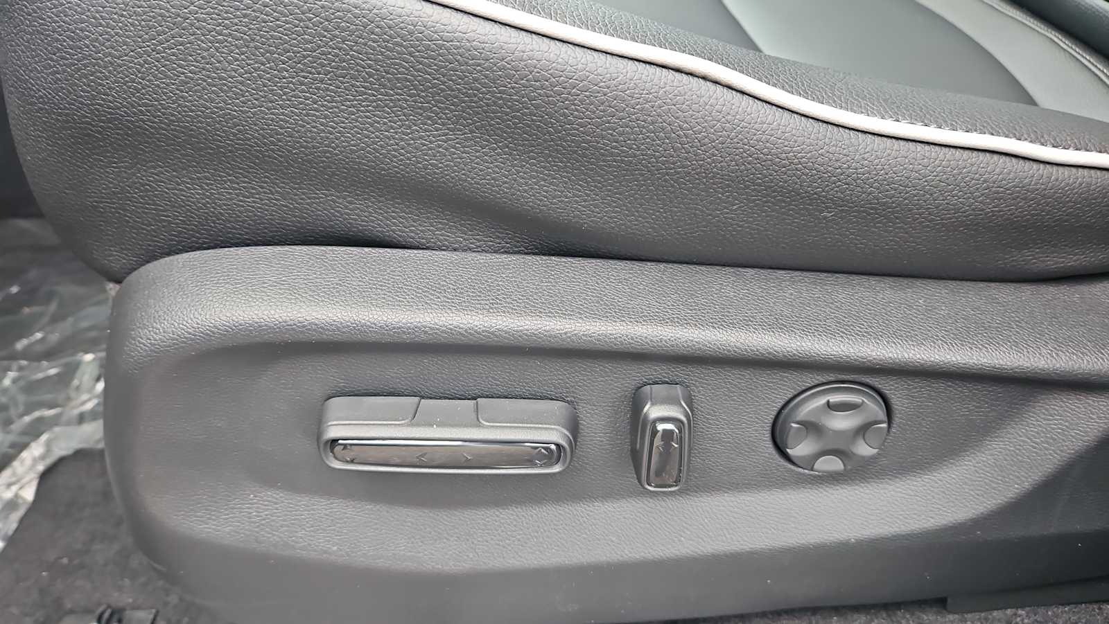 2026 Honda Odyssey Touring - Photo 13