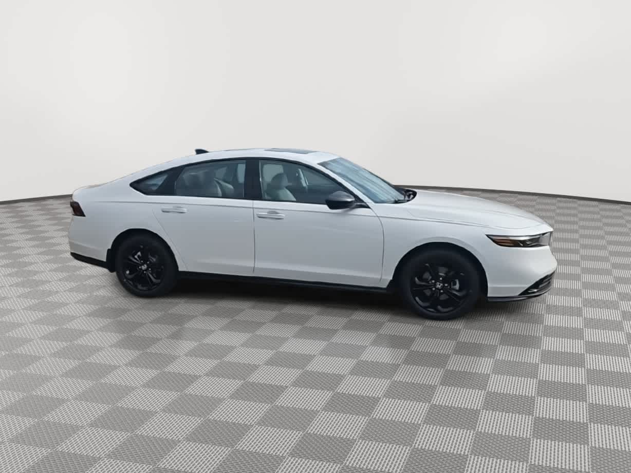 2025 Honda Accord SE photo 2