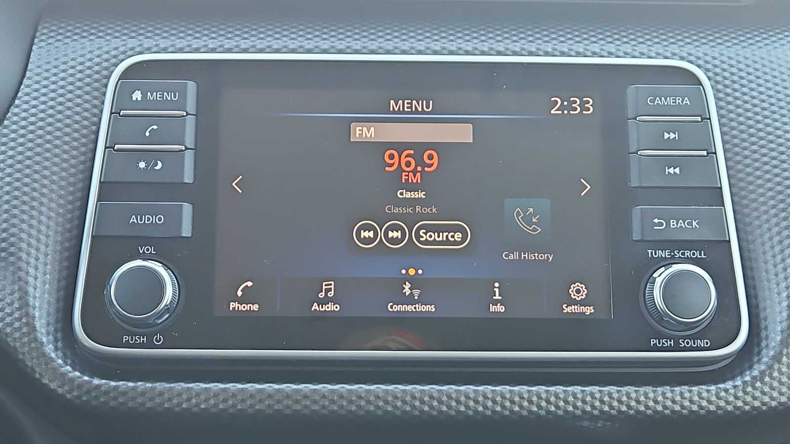 Thumbnail: 2019 Nissan Kicks - 19