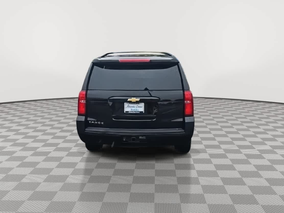 Thumbnail: 2019 Chevrolet Tahoe - 7