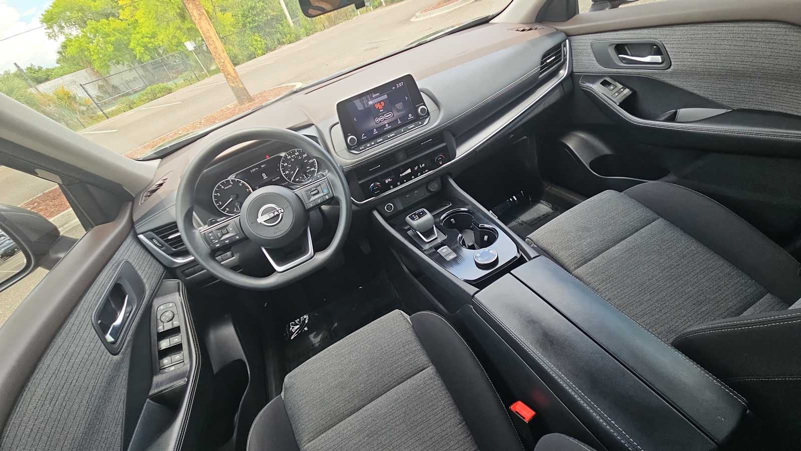 Thumbnail: 2023 Nissan Rogue - 22