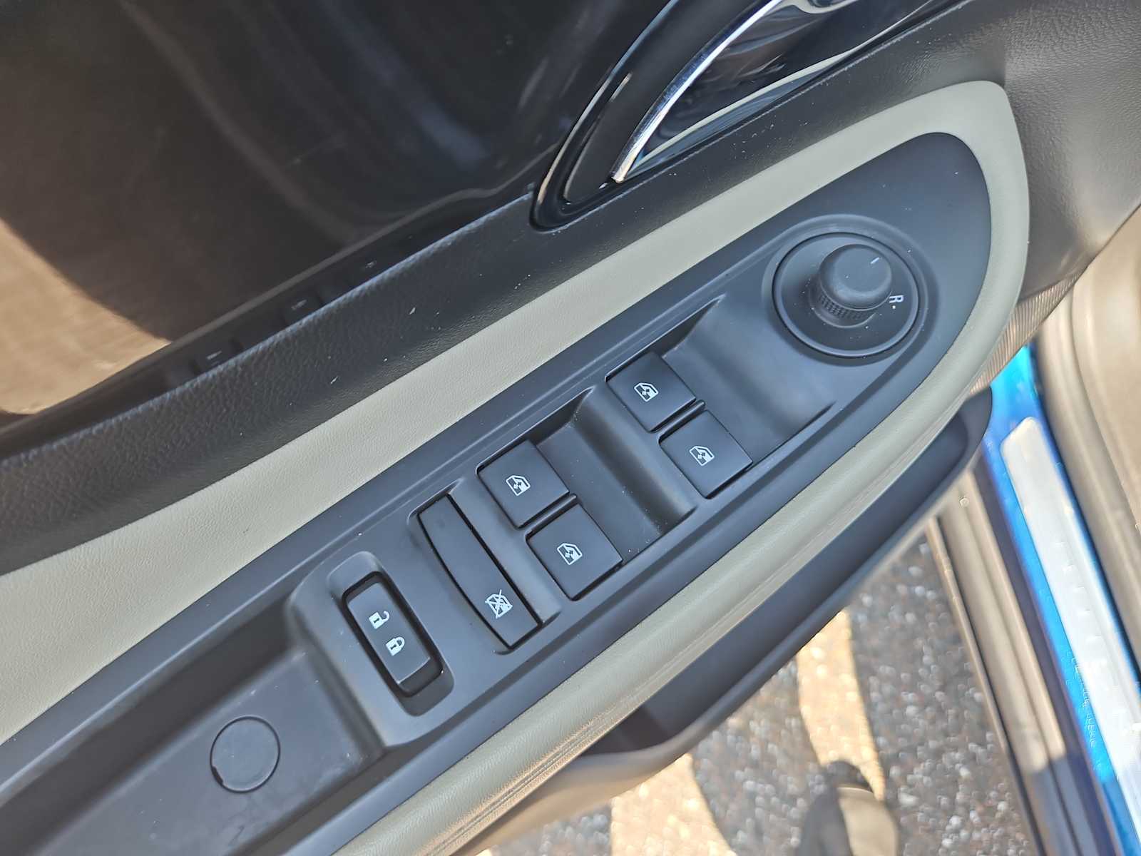 Thumbnail: 2020 Buick Encore - 15