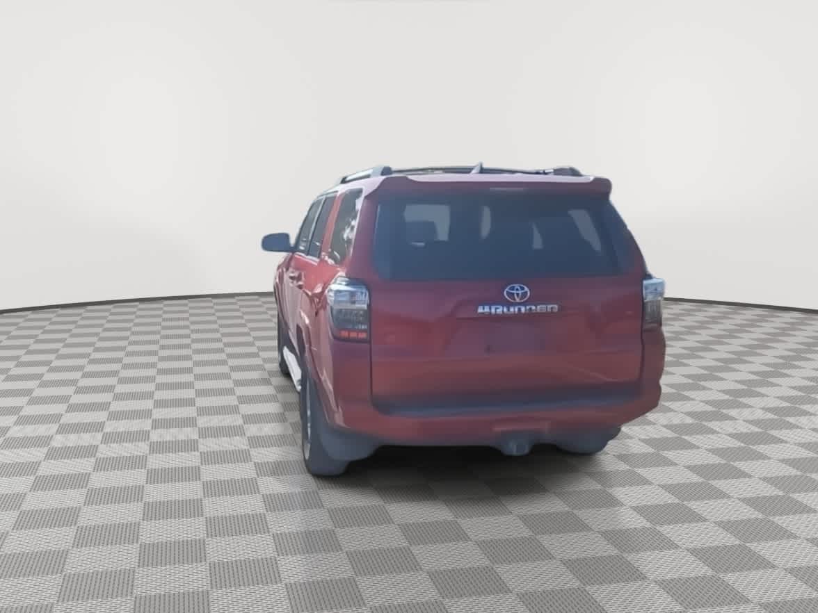 Thumbnail: 2020 Toyota 4Runner - 6
