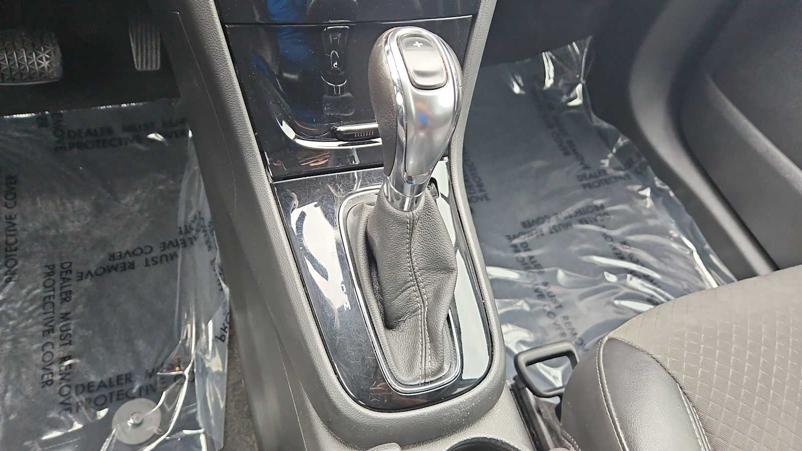 Thumbnail: 2019 Buick Encore - 21