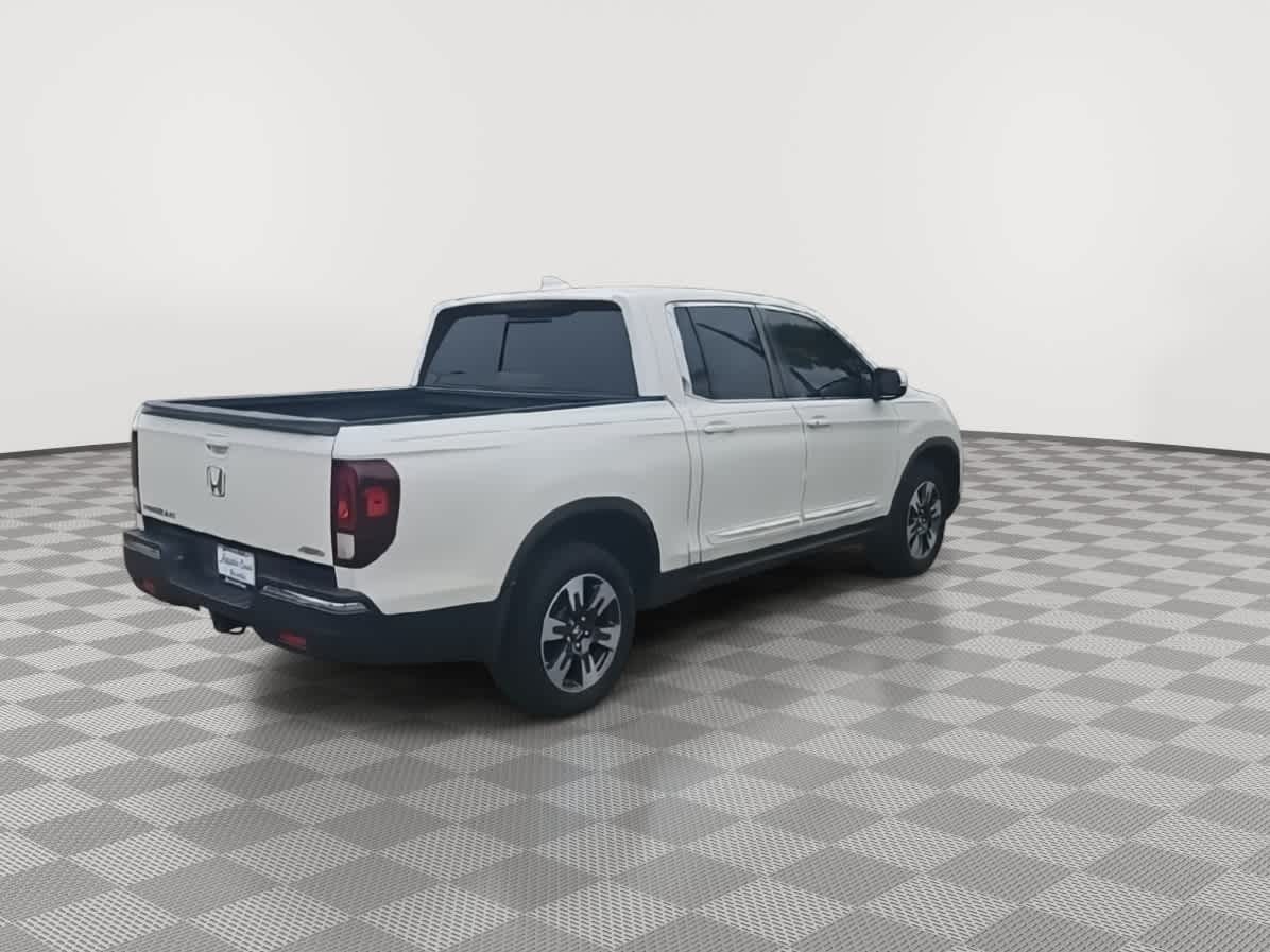 Thumbnail: 2019 Honda Ridgeline - 8