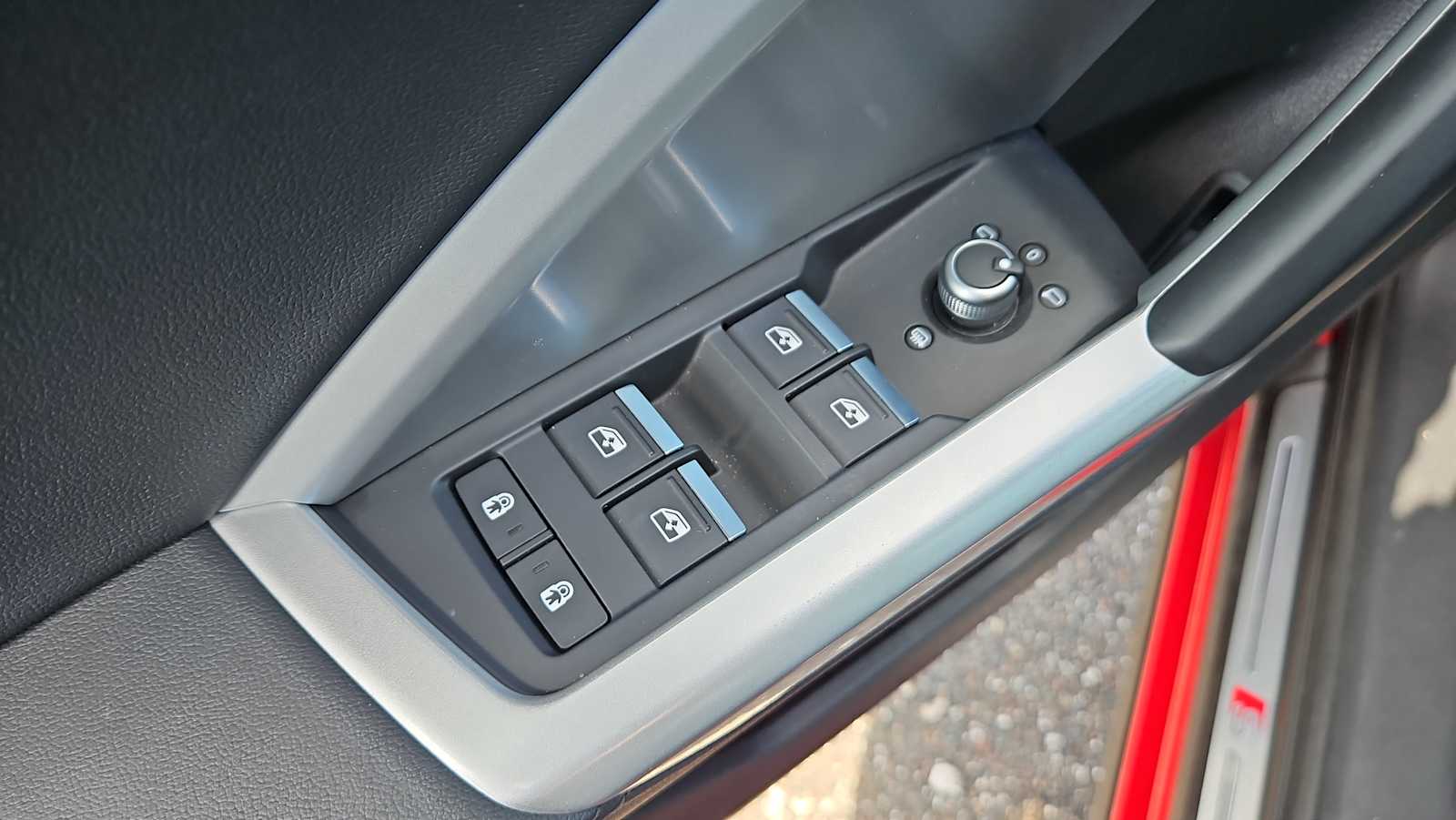 Thumbnail: 2022 Audi Q3 - 15