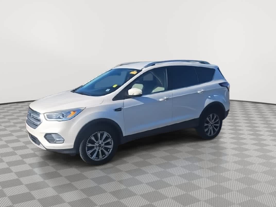 Thumbnail: 2017 Ford Escape - 4