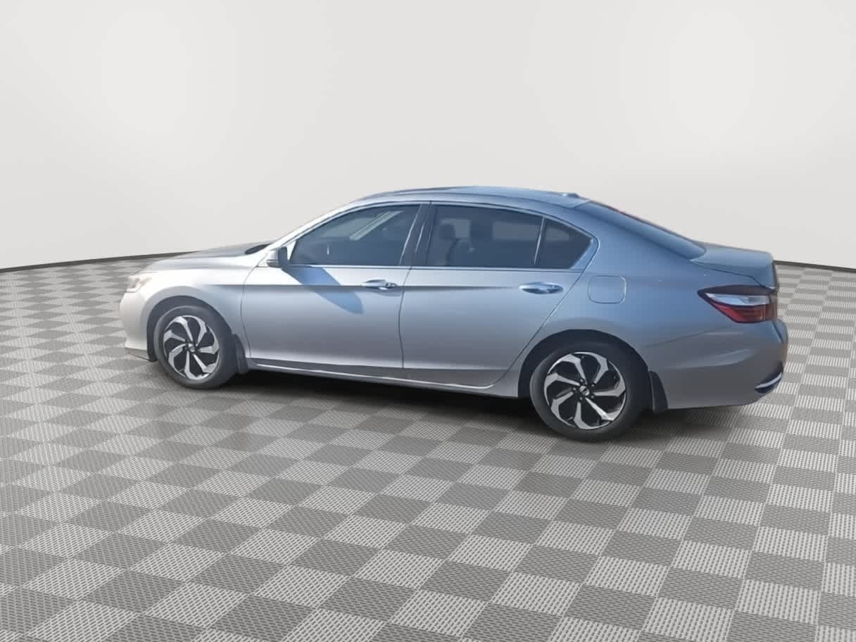 Thumbnail: 2017 Honda Accord - 6