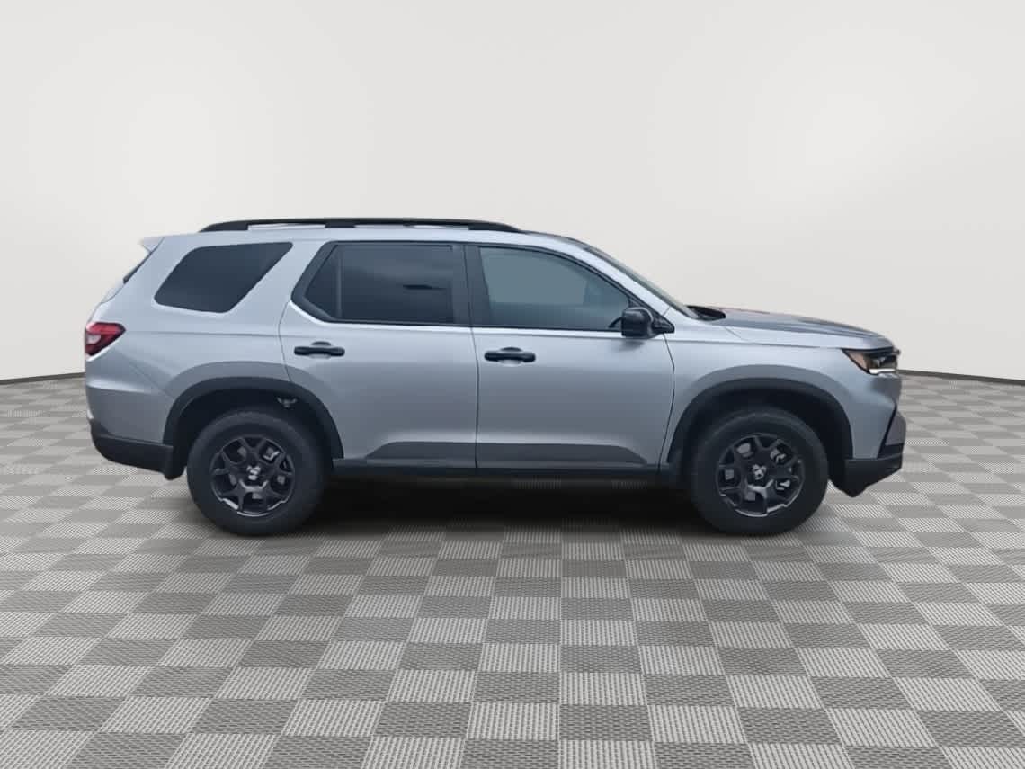 Thumbnail: 2025 Honda Pilot - 9