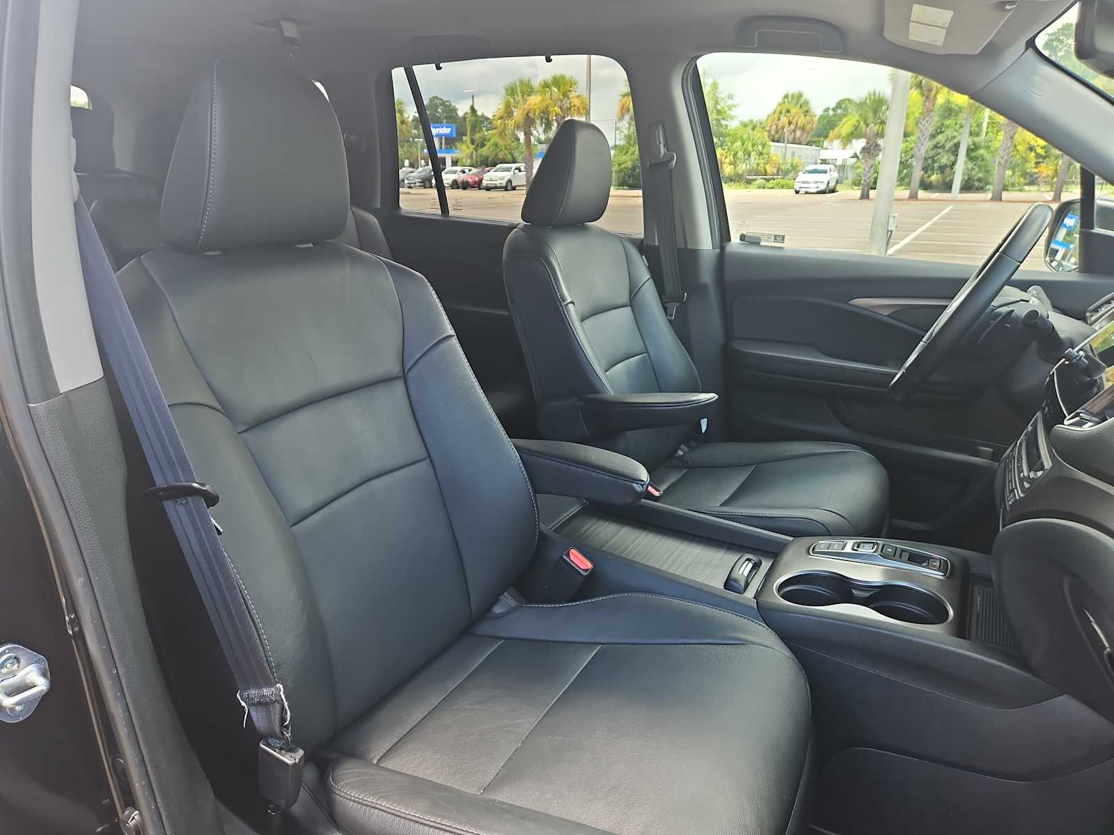 Thumbnail: 2021 Honda Pilot - 27