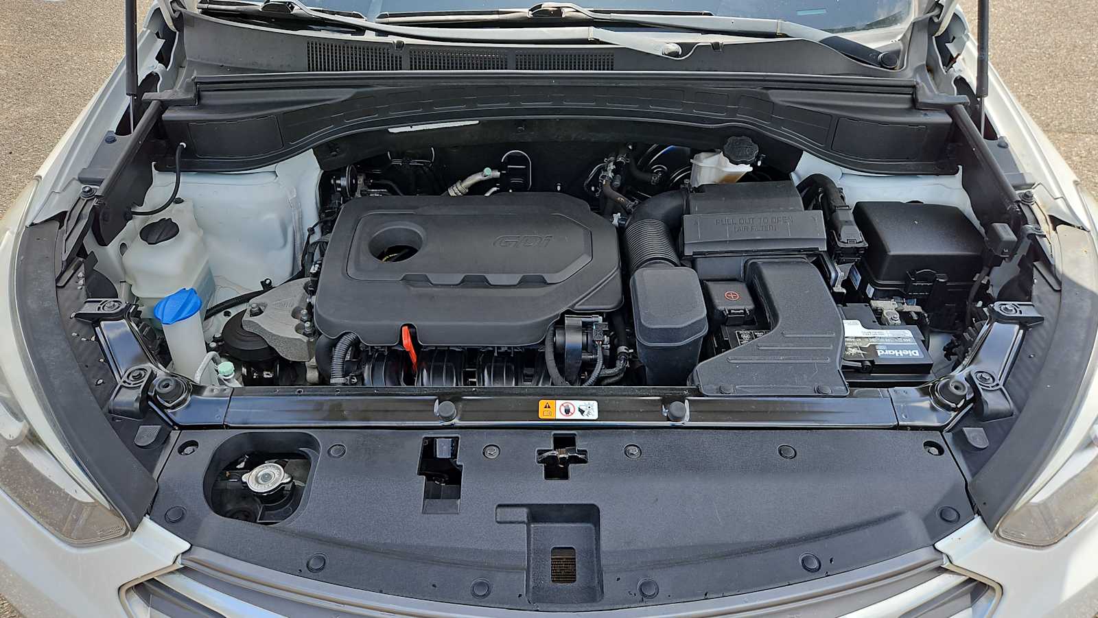 Thumbnail: 2018 Hyundai Santa Fe - 16