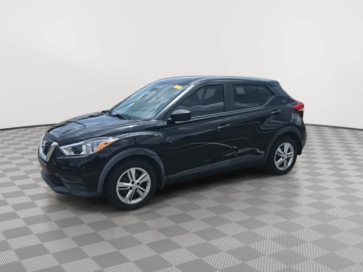 Thumbnail: 2020 Nissan Kicks - 4