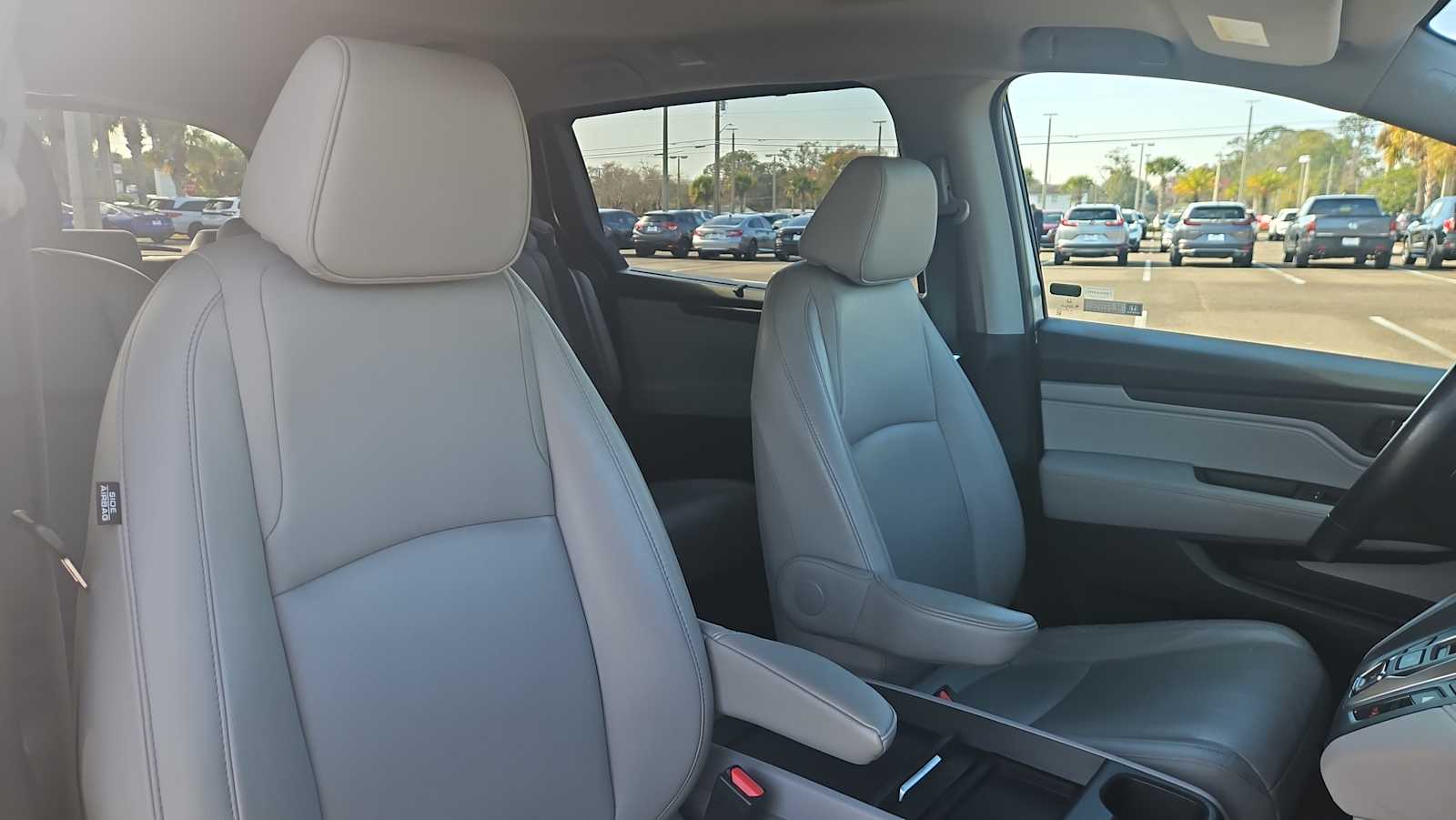 Thumbnail: 2021 Honda Odyssey - 27