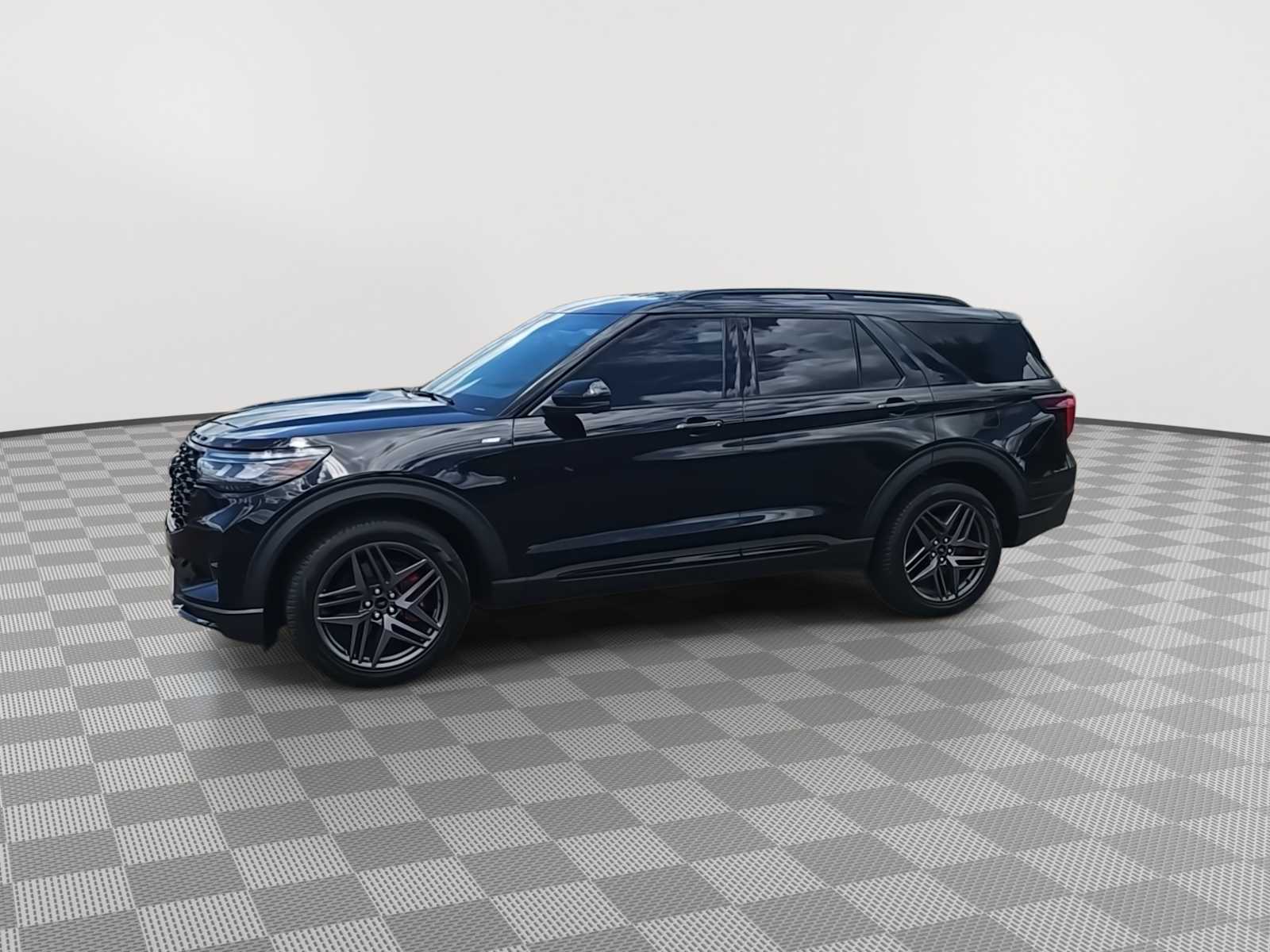 Thumbnail: 2025 Ford Explorer - 4