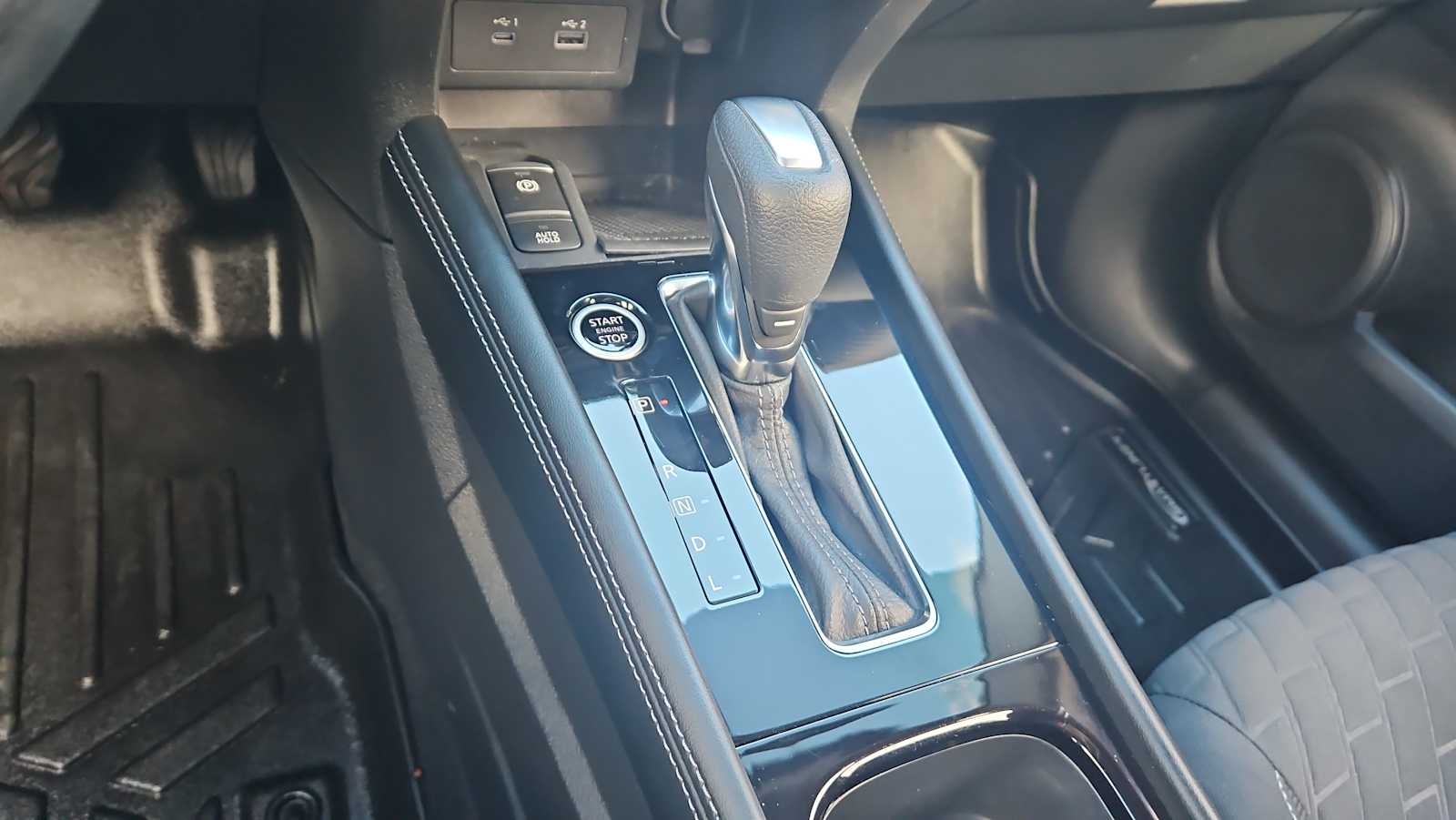 Thumbnail: 2023 Nissan Kicks - 21