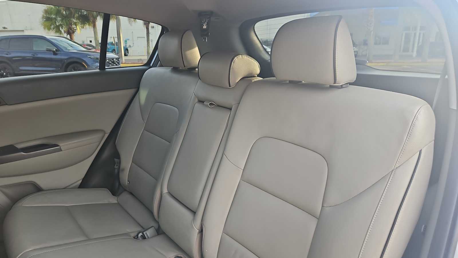 Thumbnail: 2017 Kia Sportage - 24