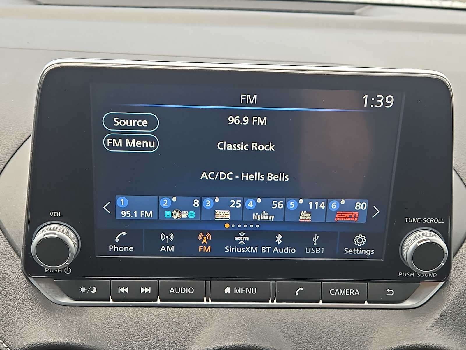 2022 Nissan Sentra SV 13