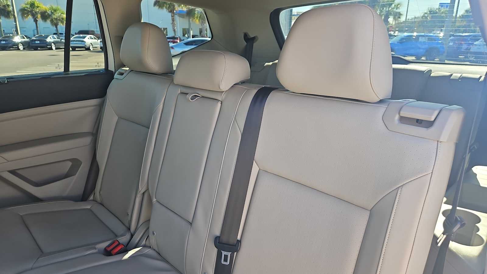 Thumbnail: 2019 Volkswagen Atlas - 24