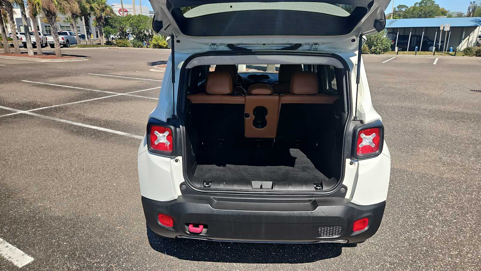 Thumbnail: 2020 Jeep Renegade - 20