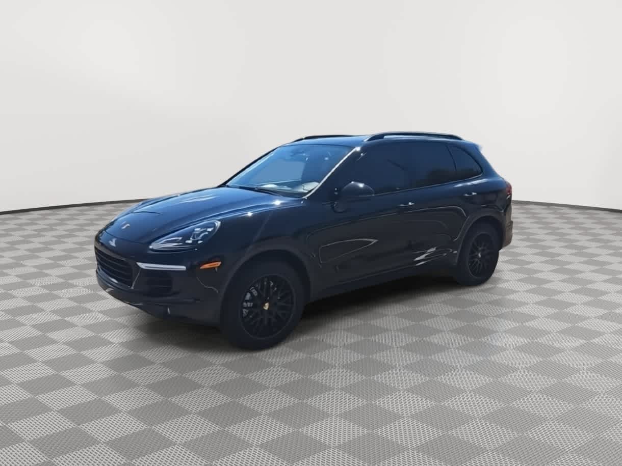 Thumbnail: 2017 Porsche Cayenne - 4