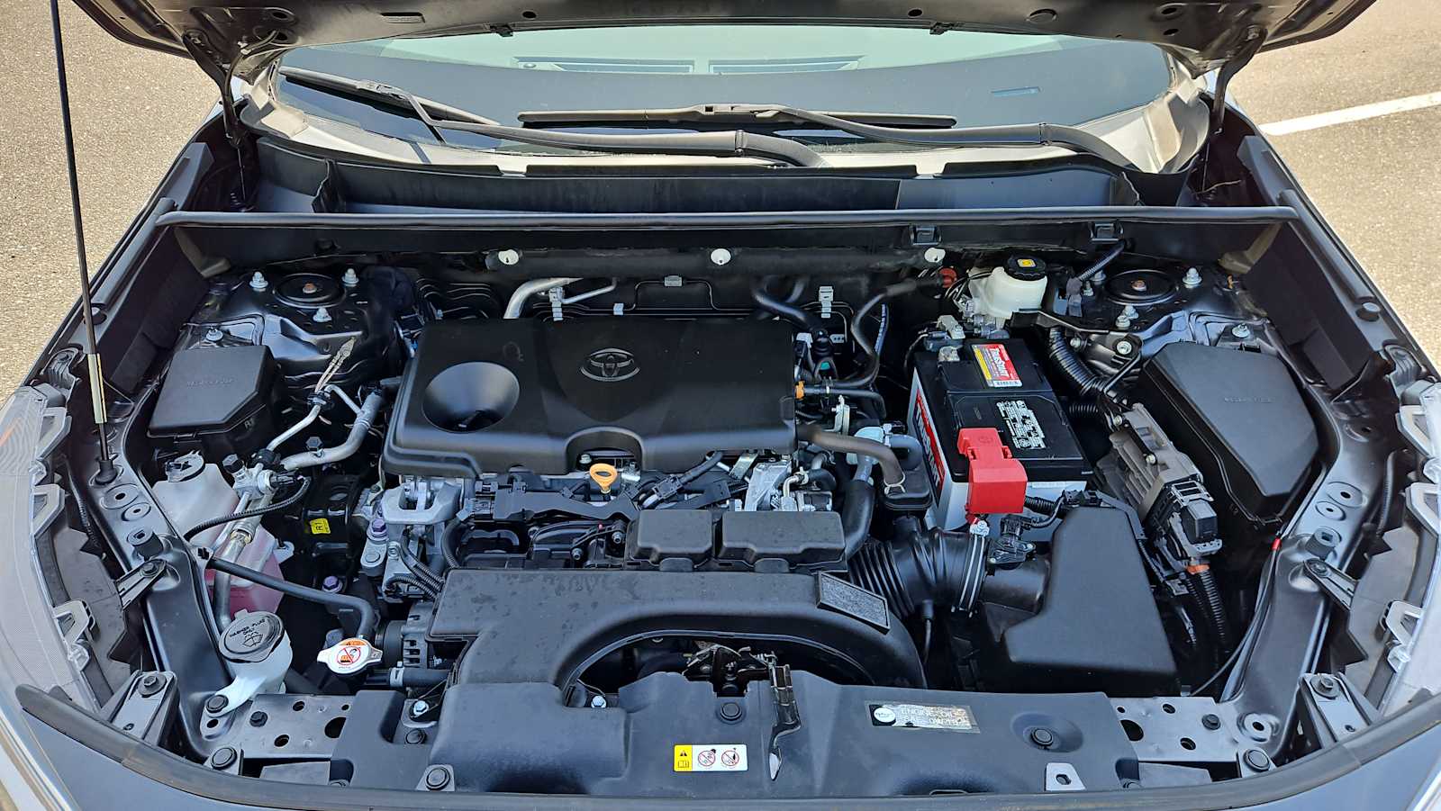 Thumbnail: 2021 Toyota RAV4 - 18