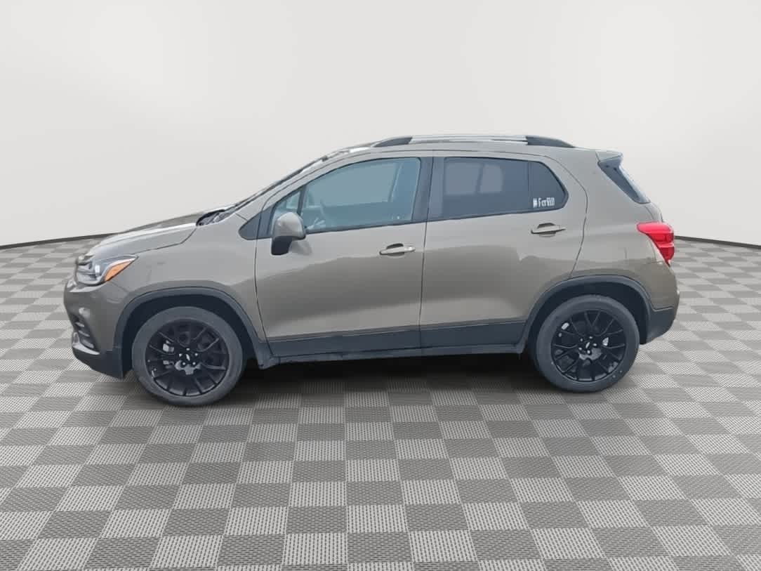 Thumbnail: 2021 Chevrolet Trax - 5